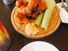 水牛城辣味炸鸡翅-KATCHUP