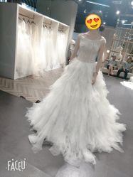 蓬蓬-Lady  Jane高端婚纱礼服馆