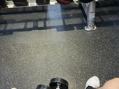 -威克健身游泳(万菱汇店)