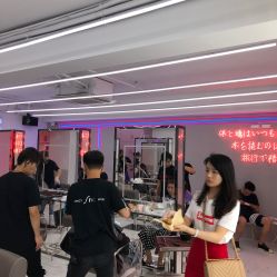 点击看大图 -SWANK SALON