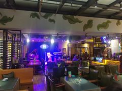 -莉莉家的音乐花园餐吧(航空路店)