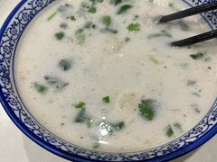 羊肉汤（多肉）-穆得·老周家牛肉烧饼(普利街店)