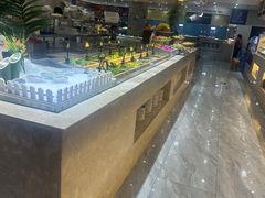 -锤头鲨毛肚海鲜烤肉自助餐厅(国购广场店)