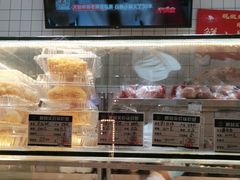 -白玉兰食品甜凤店(合生汇店)