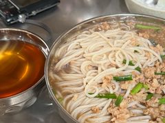 -正宗杨记普洱酸醋米线(总店)