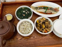 -雪梅月子中心(华侨城店)
