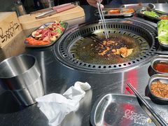 -马路牙子烧烤音乐酒馆(望京店)