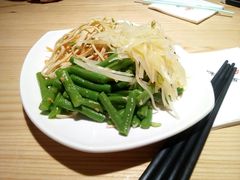 -味绝西面