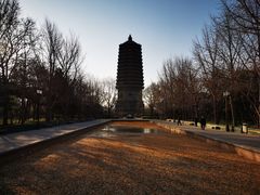 -玲珑塔公园