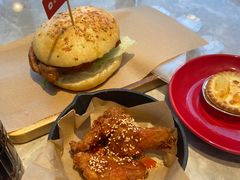 -必胜客(尹山湖歌林公园店)