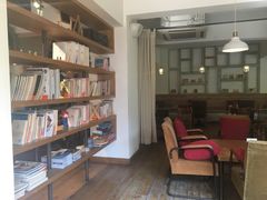 -雕刻时光咖啡馆(南院门店)