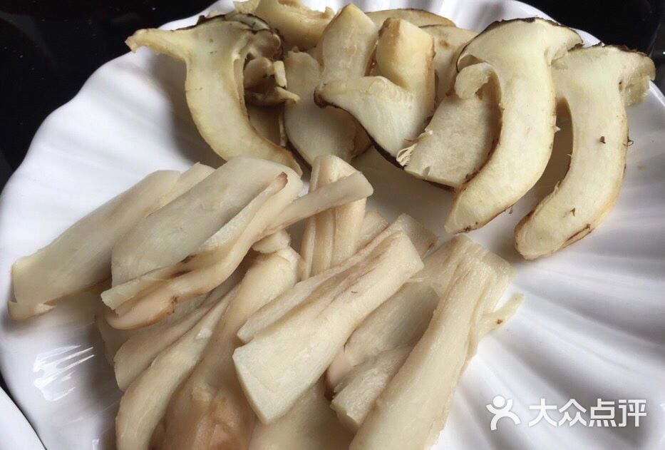 雪山云朵野生菌火锅