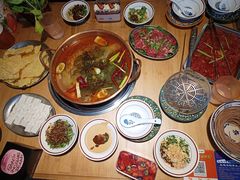 -洱火云南酸菜牛肉火锅(石景山当代商城店)