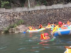 -安吉龙王山峡谷漂流