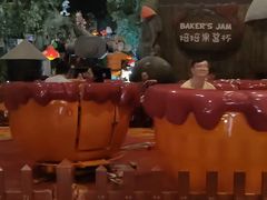 -蓝精灵乐园·世茂精灵之城主题乐园