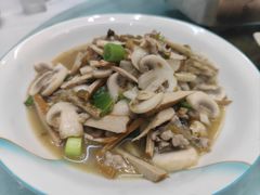 -峡谷农家乐饭店