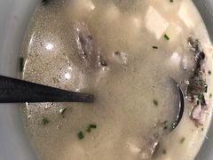 -沈家门海鲜夜排档(东港店)