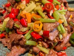 小炒黄牛肉-YAFEE雅菲·粤菜·湘菜·融合菜(魏公村店)