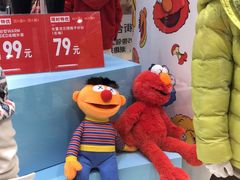 -优衣库(上海金桥国际商业广场店)