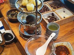 -老凯俚酸汤鱼(鸿通城店)