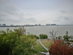 -上海滴水湖皇冠假日酒店