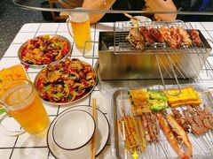 -喜悦小串丹东小黄牛海鲜烧烤大排档(民主广场店)