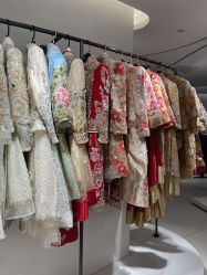 -城市花园婚纱摄影