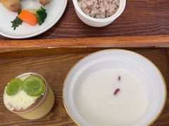 -雪梅月子中心(华侨城店)