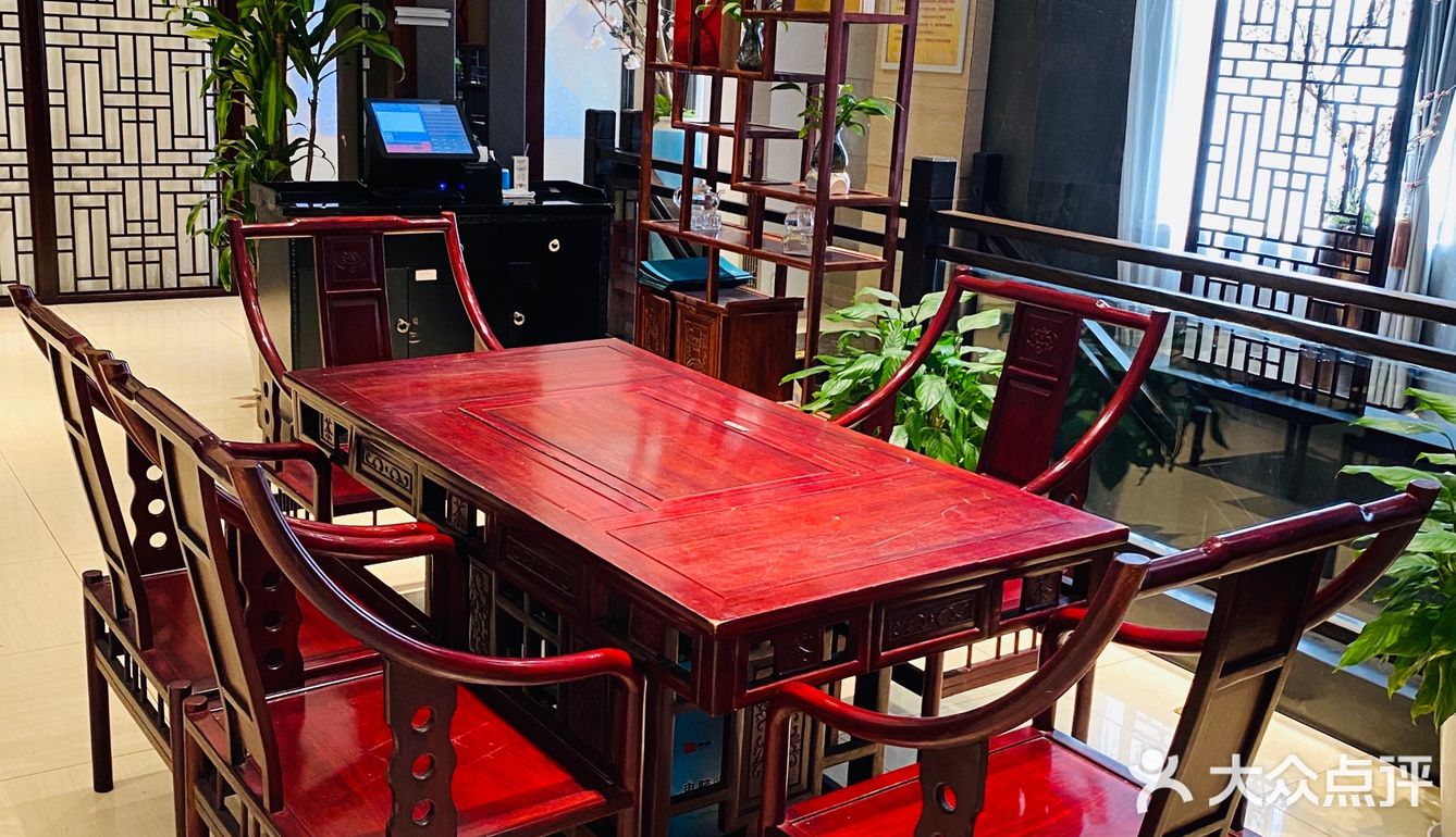 五角场超好吃本帮小海鲜｜侬家宴 品质鲜活看得见