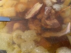 珍菌鸽子汤-鸽子侯·家宴·平价海鲜(市图书馆店)