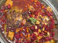 -严记小天府酸菜鱼(西四路店)