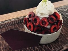 -三出山火锅(南京万象天地店)