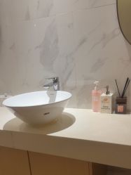 -香港倾城国际·美容美体中心