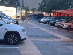 -香山湖渔家大院