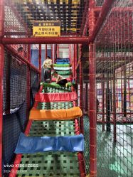 -趣玩空间蹦床乐园(临平旗舰店)