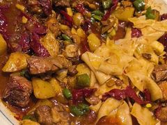 -俭寨大盘鸡·手抓肉·烧烤新疆菜(乌苏路店)