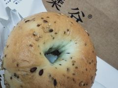 -檗谷·面包·咖啡·轻食(华贸天地店)