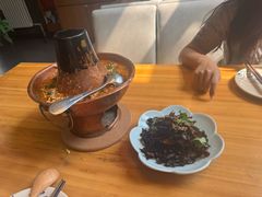 -山茶云南菜(永安里店)