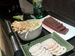 -小天鹅火锅·一线江景洪鼎旗舰店(洪崖洞店)