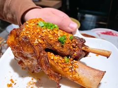 -三人行骨头王火锅(长寿店)