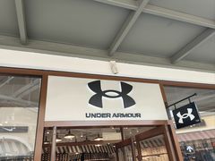 -UNDER ARMOUR(八达岭奥莱店)
