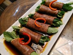 薄荷牛肉卷-云海肴·云南小炒·汽锅鸡(天津国金汇店)