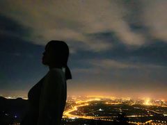 -鬼笑石后山停车场