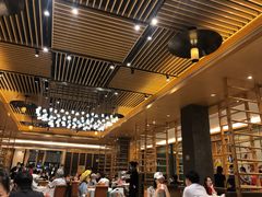 大堂-稻香酒家·34年老字号·港式粤菜(汉街店)
