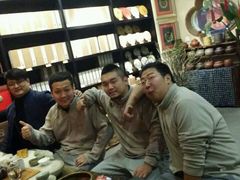 铿锵三人行-山水悦茶会所(上海沙龙新天地天宝商业中心店)