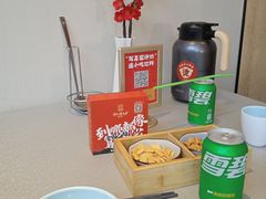 -有红鸡毛店·川菜(建设路店)