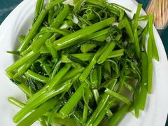 -尕西新疆大盘鸡(回辉村分店)