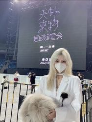 -妃格美发沙龙·烫发·染发
