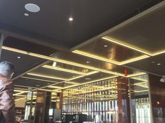 -大中华希尔顿酒店-念自助餐·嗨啤·小龙虾