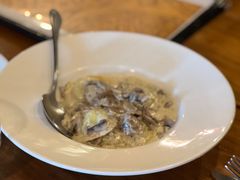 意式菠菜芝士饺配奶油蘑菇酱-La Tavernetta(Bar à Vin)(乌鲁木齐路店)